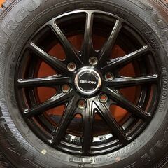 走行短め GOODYEAR CARGO 195/80R15 107/105L LT スタッドレス【BISON 15インチ 6J6HPCD139.7+33】22年製 バリ溝 200系ハイエース等 VTI158の画像