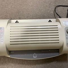 ラミネーター