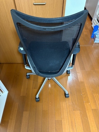 オカムラのバロンチェア