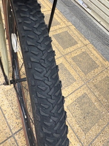 シティーバイク　自転車　シマノ製6シマノ6段変速　人気の太タイヤ 27ｲﾝﾁ Reifen