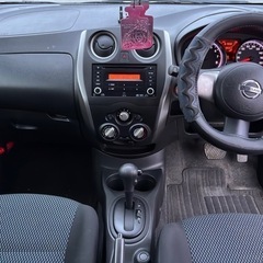 日産ノート　走行少なめ