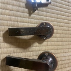 真鍮のドアノブの画像