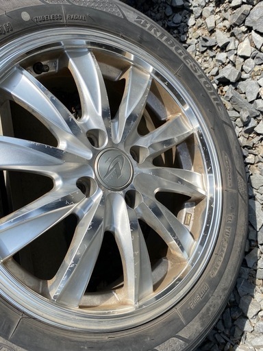 ウェッズ　レオニス15インチ 175/65R/15 タイヤはレグノです