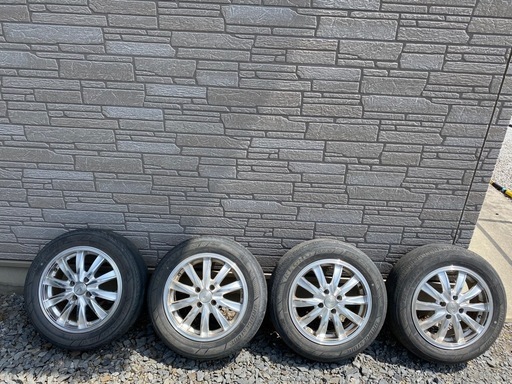 ウェッズ　レオニス15インチ 175/65R/15 タイヤはレグノです