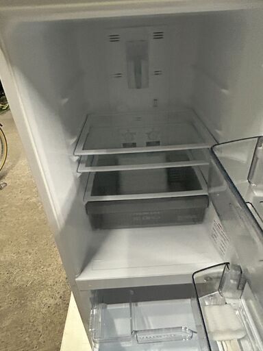 三菱 冷蔵庫 MR-P15EG-W 2021年製 146L 動作良好 外装キズ有 三菱 冷蔵庫 MR-P15EG-W 2021年製 146L 動作良好 外装キズ有