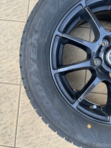 195/60R15 スタッドレスタイヤ　4本セット
