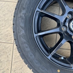 195/60R15 スタッドレスタイヤ　4本セットの画像