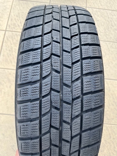 195/60R15 スタッドレスタイヤ　4本セット