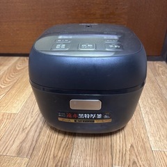 炊飯器の画像
