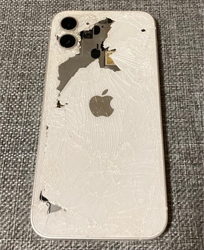 iPhone 12 ワケ有り