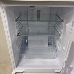 F 23413  一人暮らし2D冷蔵庫　つけかえどっちもドア SHARP 2019年製 137L ◆大阪市内・東大阪市他 6,000円以上ご購入で無料配達いたします！◆ ※高槻・枚方方面◆西宮・尼崎方面◆生駒方面　それぞれ条件付き無料配送あり！            の画像