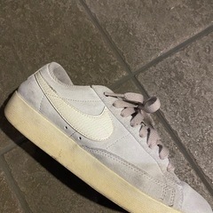 ナイキ ウィメンズ スニーカー23cmの画像