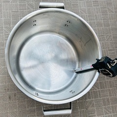 スチール製 両手鍋 直径約38cm 中古品の画像