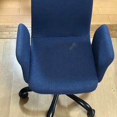 回転、昇降機能付コンパクトチェアー