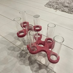 自由に形を変えられる花瓶の画像