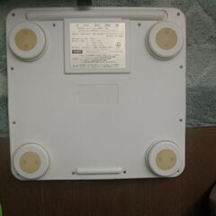 オーム電機　体重体組成計　　YB-005WTの画像