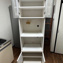 キッチンキャビネット