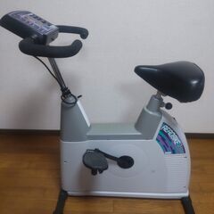 コンビ　エアロバイクEZ101