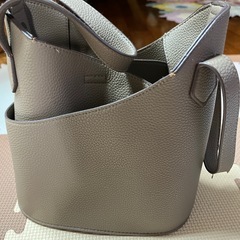 ロデスコ　ハンドバッグ