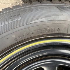 【バリ溝！】ジムニー スタッドレスタイヤ 冬タイヤ 215/70R16 4本セットの画像