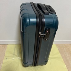 ダークグリーン TSAロック キャリーケースの画像
