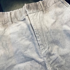 コーデュロイパンツの画像