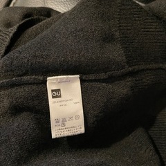 ブラックのセーターの画像
