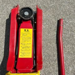自動車　油圧式ジャッキ　オートバックスPRO　ローダウン車用ジャッキ　2トン　普通車にもの画像
