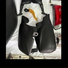 ⭐︎アドレスv125g⭐︎純正ナックルバイザー⭐︎の画像