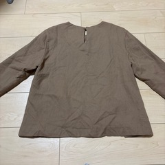 HARYU ベージュ パール装飾 長袖 38の画像