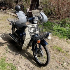 ホンダ スーパーカブ 低走行車