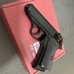 ガスブローバックガン　