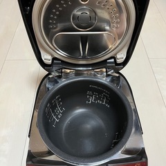 炊飯器の画像