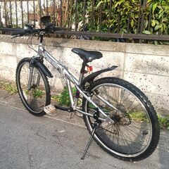 ★お届け可!!★ CAPTAIN STAG  26インチ 折りたたみ 自転車 外装6段変速の画像