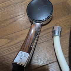 シャワーヘッドとシャワーホースの画像