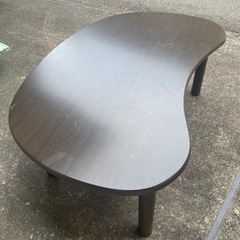 No.66ダークブラウンの木製豆型テーブル