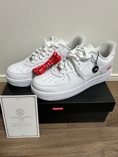【大人気】新品未使用Supreme × Nike Air Force 1 Low 