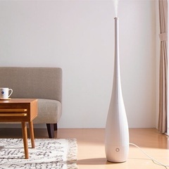【値下げしました】超音波加湿器　スリム　縦型　アロマ対応（実物写...