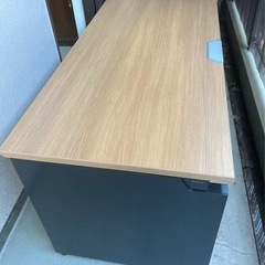 ホワイトボード、机、キャビネット3点セット