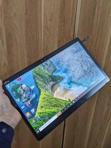タブレットPC fujitsu
