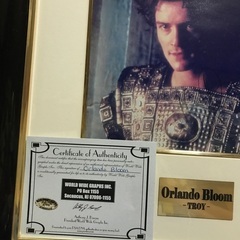ハリウッド俳優オーランドブルーム写真直筆サイン入り
