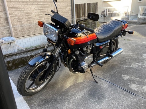 カワサキ　kawasaki　kz750  超激レア絶版モデル　！