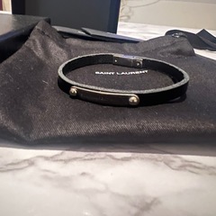 YSL レザーブレス　新品未使用の画像