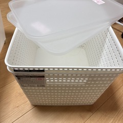収納バスケット蓋つき2セットの画像