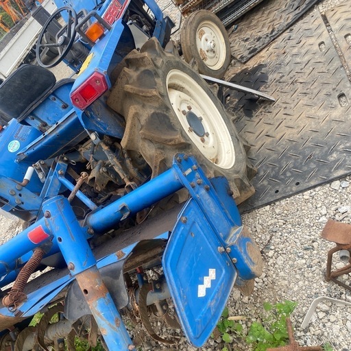 19馬力イセキトラクター整備品