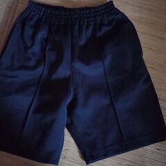 ハーフパンツ(紺色)　100円/枚