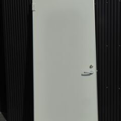 室内使用のドア　きれいです