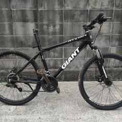 GIANT マウンテンバイク　サドル欠の画像