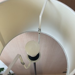 IKEA イケア フロア ライト ランプ 照明 Hemma 北欧 電球付き
