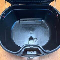 ☆☆値下げします。☆☆「GIVI B47NTML」 ﾄｯﾌﾟｹｰｽ 僅かに傷あります。取付工具付の画像